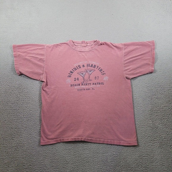 VTG Bikinis & Martinis Shirt Mens Large Pink Solid Crew Neck Logo Casual Tee USA - Picture 1 of 12